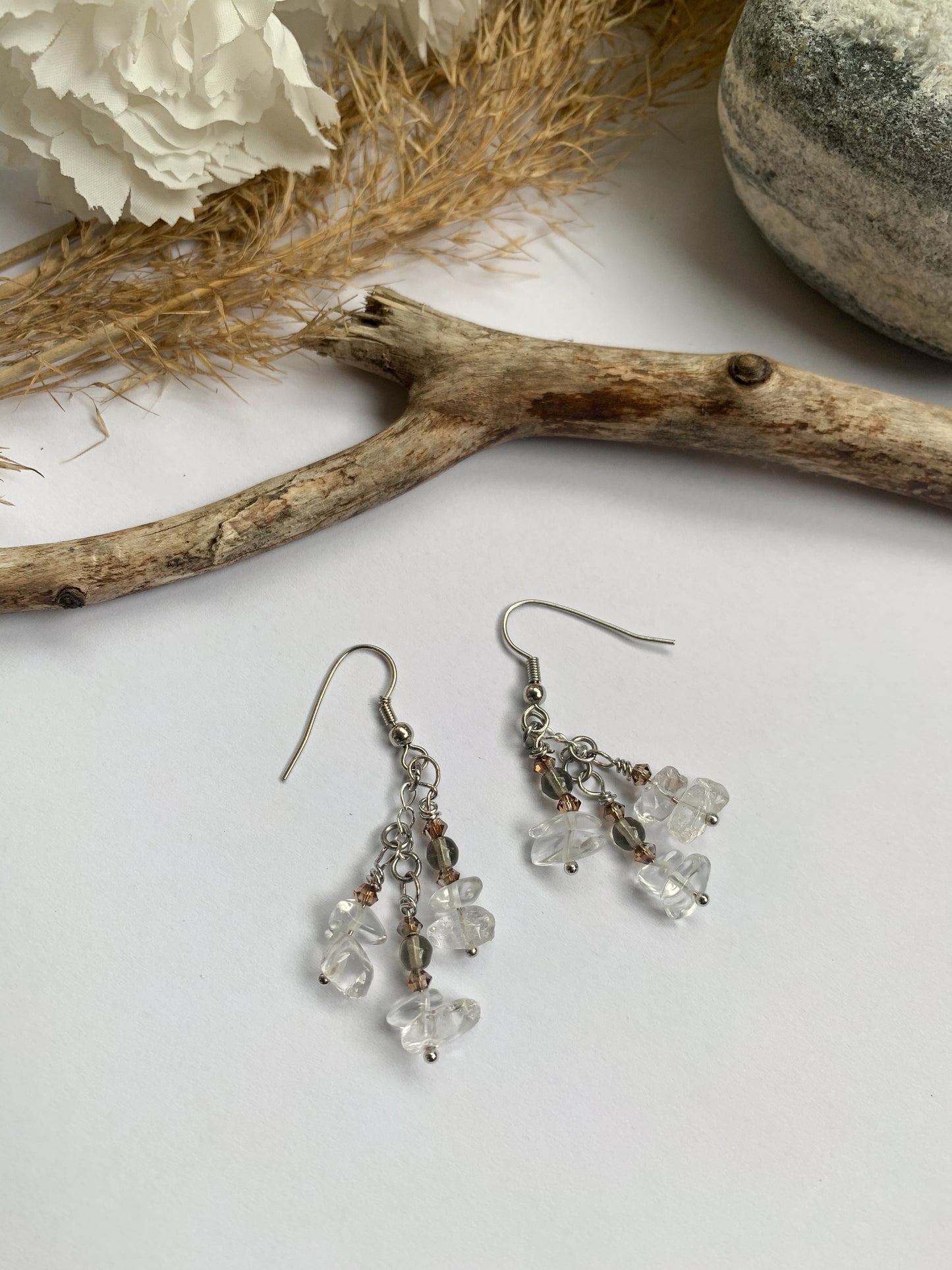 Jää vuorikristalli korvakorut