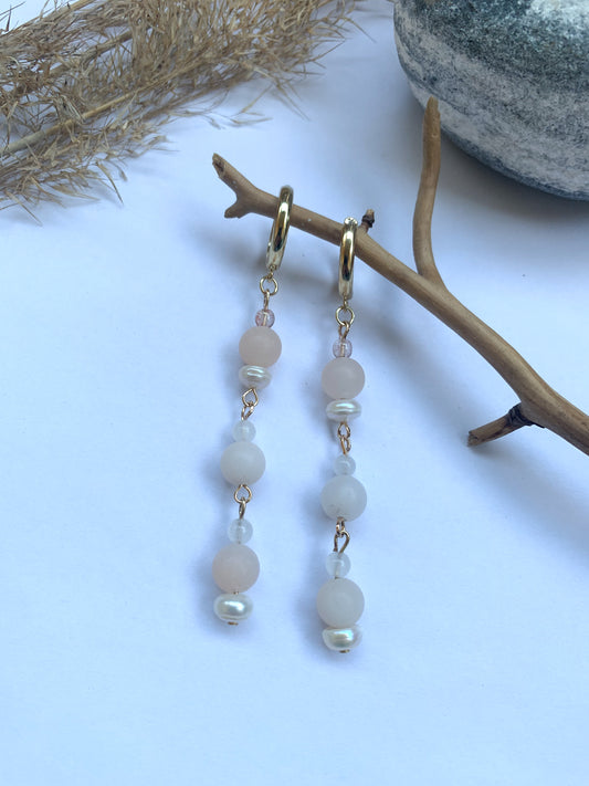 Pearl Dreams Aventuriini makeanvedenhelmi korvakorut