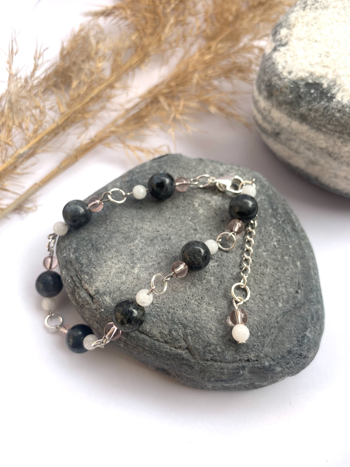 Rosa Larvikiitti Jade rannekoru